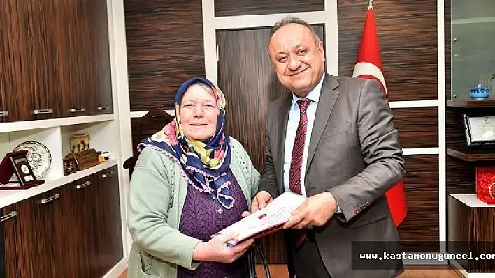 "Şehrimizi Türk Bayrakları ile Donatıyoruz"