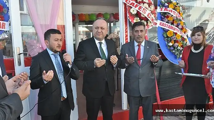 Babaş, Şehir Merkezinde ve Kuzeykent'te Açılış Yaptı