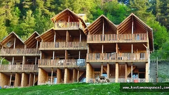 Kendi Eliyle Yaptığı Motelini Satışa Çıkardı