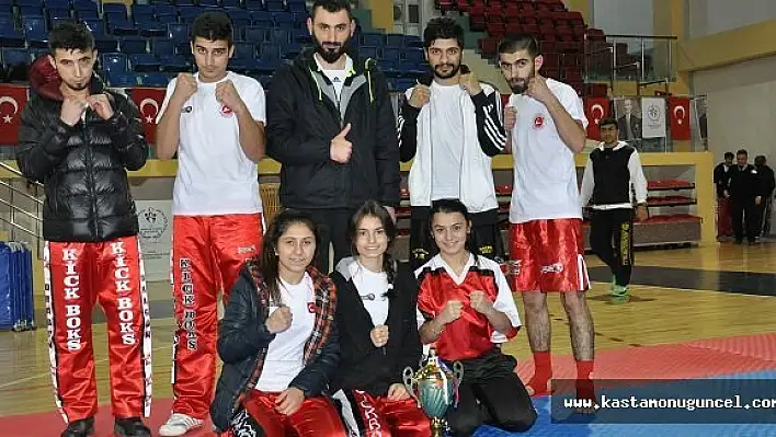Belediye Kick Bokscuları 2. Oldu