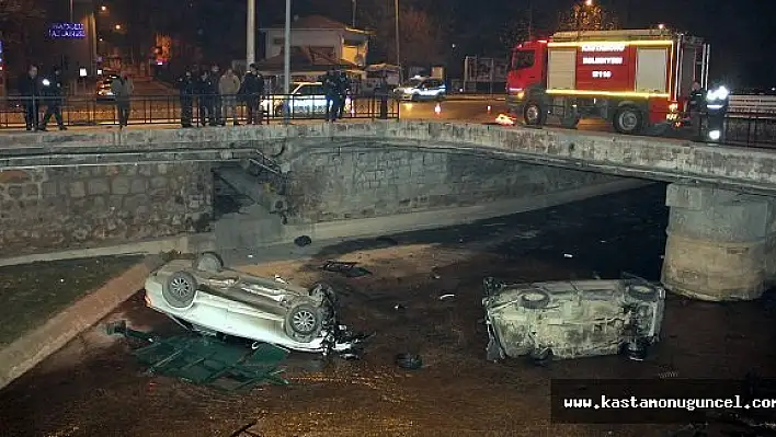 Yarıştıkları İddia Edilen İki Araç, Çaya Uçtu