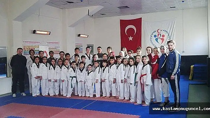 Kasem Taekwondo'da Sınav Heyecanı