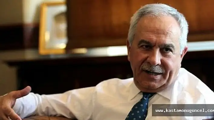 Eski Bakana Hakarete Hapis Cezası