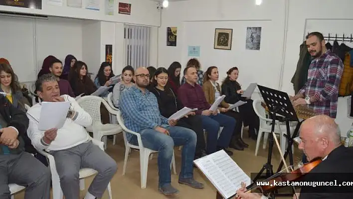 Müzik Öğretmenleri Amatör Koro Kurdu