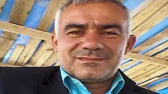 Traktörün Altında Kalan Sürücü Yaralandı