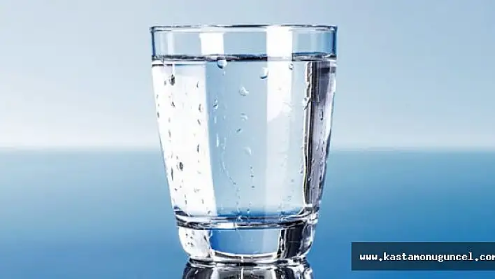 "İftardan sonra en az 10 bardak su için"