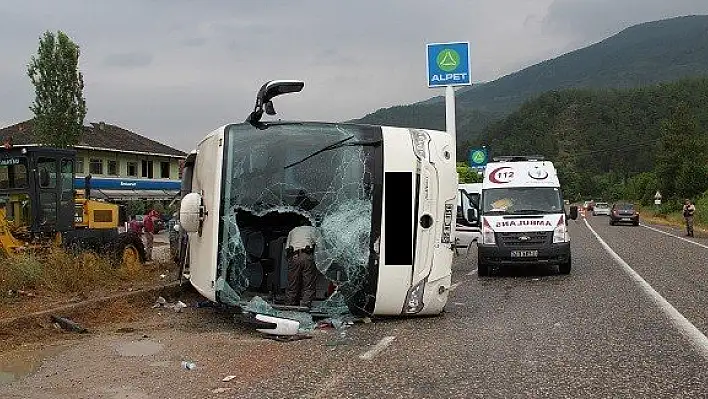 Kastamonu-Karabük yolunda kaza: 28 yaralı