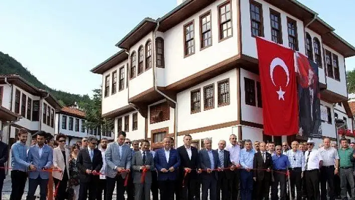 Sokak sağlıklaştırma projesinde ilk kısmın açılışı yapıldı