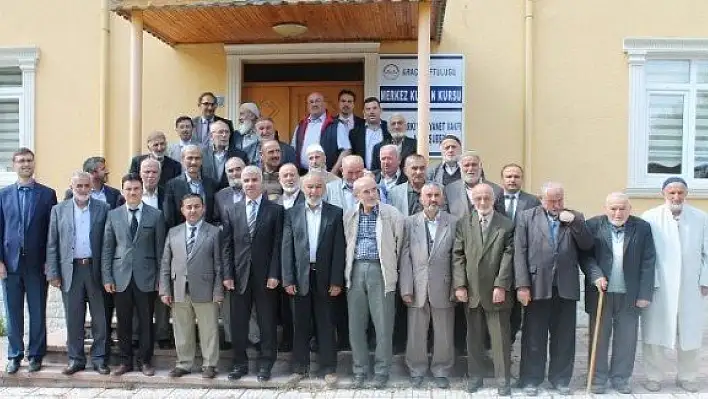 Emekli din görevlileri bir araya geldi