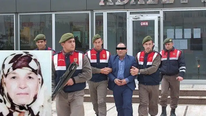 Balıkesir'de vahşet: Annesinin boğazını keserek öldürdü
