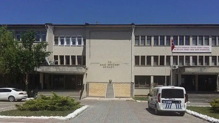 Araç'ta savcı ve hakimler göreve başladı
