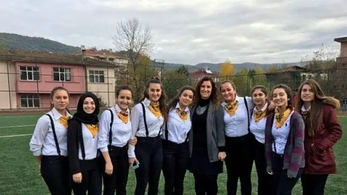 Cide'de halk oyunları kursu büyük ilgi görüyor