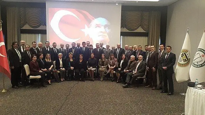 Feyzioğlu, 'Yeni Anayasa paketinin içerisinde halk yok'