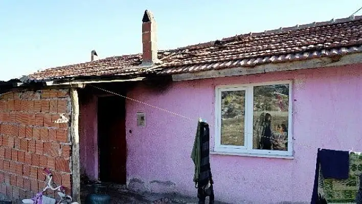 6 kişilik aile, kış günü evsiz kaldı