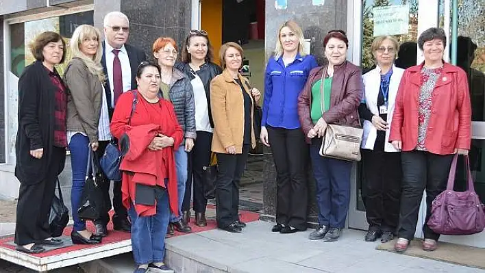 CHP'li anneler down sendromlu çocukları unutmadı