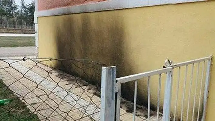 Eski çalıştığı okulunu kundaklayan şahıs tutuklandı