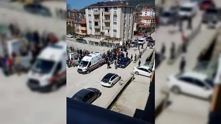 Bisikletiyle dereye düşen genç kız ölümden döndü