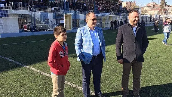 Milletvekili Demir Kastamonuspor'u tebrik etti