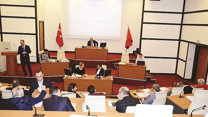Vatandaş ilan ve reklam vergilerine riayet etmedi