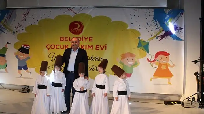 Belediye Çocuk Bakımevinde mezuniyet töreni düzenledi