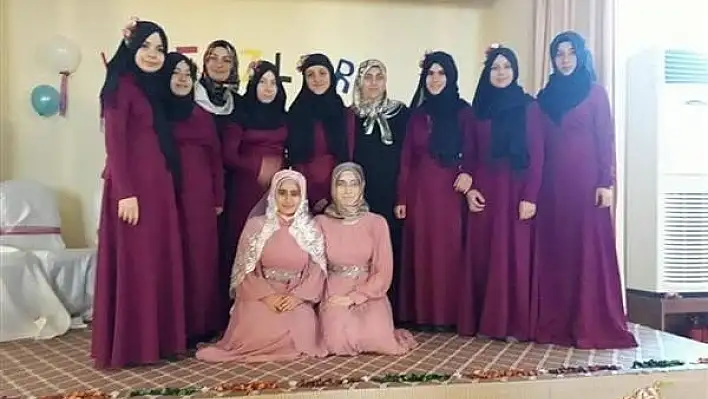Cide Yatılı Kız Kuran Kursu, ilk hafızını verdi
