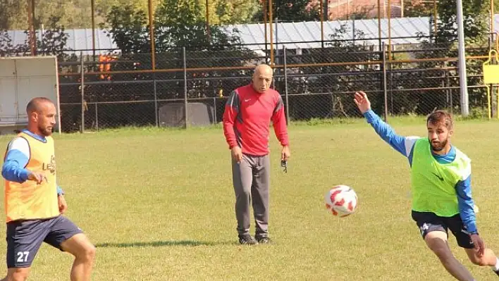 Ziya Doğan: &quotPTT 1. Lig'e çıkacak gücümüz var"