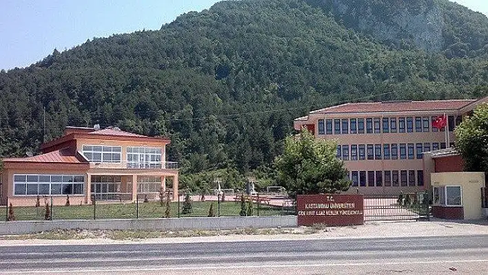 Cide'de Rıfat Ilgaz'ın ismi Meslek Yüksekokulu'ndan siliniyor