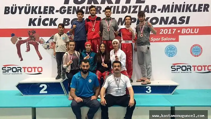 Kick Boks'ta Kastamonu rüzgarı!