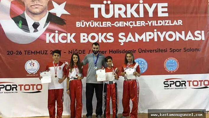 Kick Boks'tan 6 madalya!