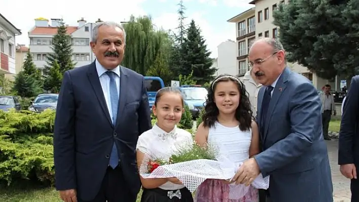 Vali Yaşar Karadeniz, Araç ilçesini ziyaret etti
