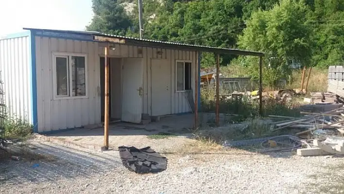 Yaşlı adam, yaşadığı barakada ölü bulundu