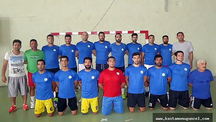 Beykoz Belediye Hentbol Takımı, Çatalzeytin'de hazırlıklarını sürdürüyor
