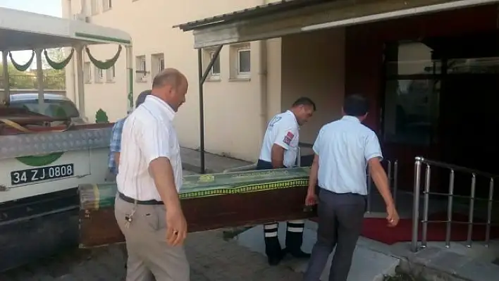Kanser tedavisi gören yaşlı adam, evinde ölü bulundu
