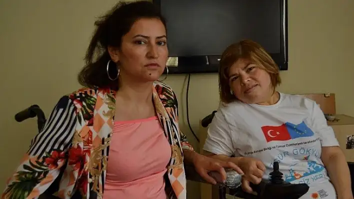 İki kardeş, Friedreich's Ataksisi hastalığıyla mücadele ediyor