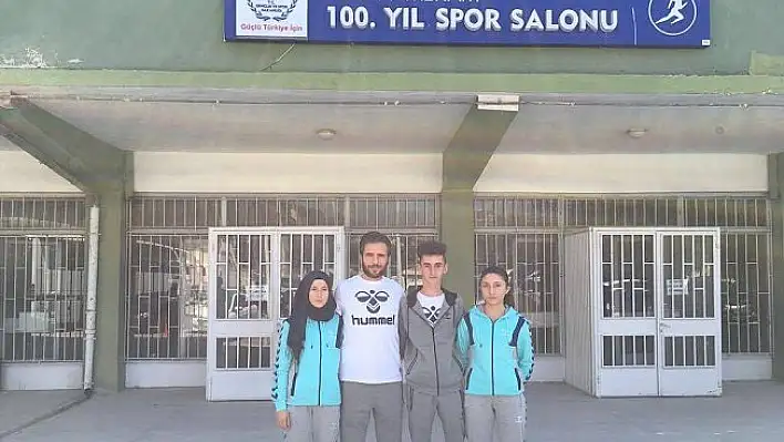Hummel'den Kasem'li Taekwondocularımıza eşofman desteği!
