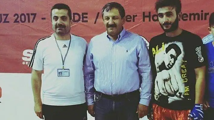 Taşköprülü Kick Bokscu Yılmaz, Afrika'ya gidiyor!