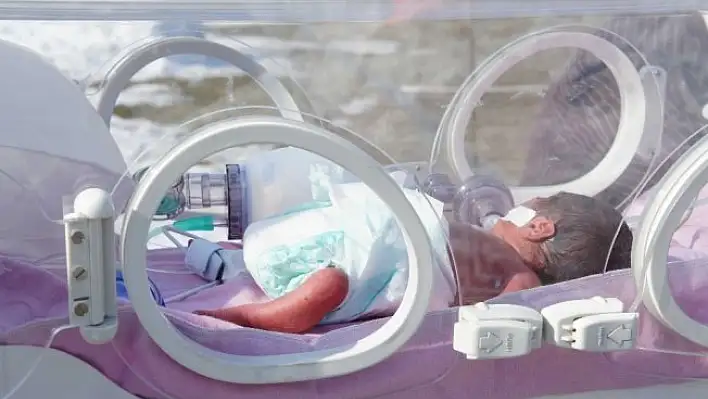 1 günlük bebek ambulans helikopterle Ankara'ya sevk edildi