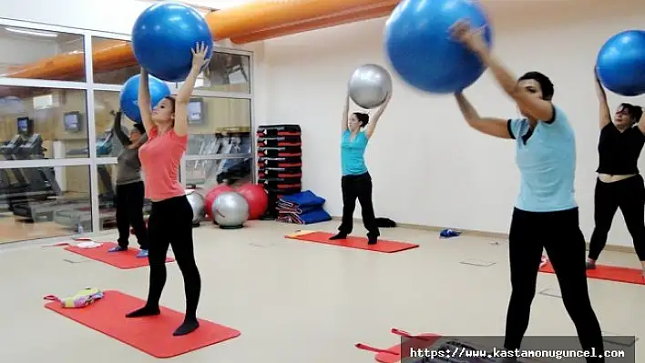 Bayanlara yönelik ücretsiz pilates kursu