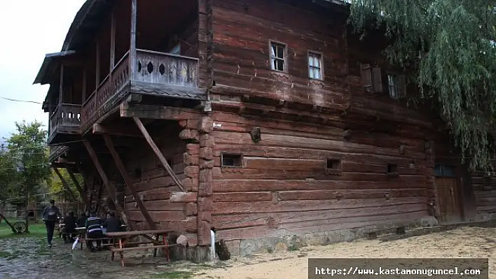 "Çivisiz konak" 160 yıldır ayakta