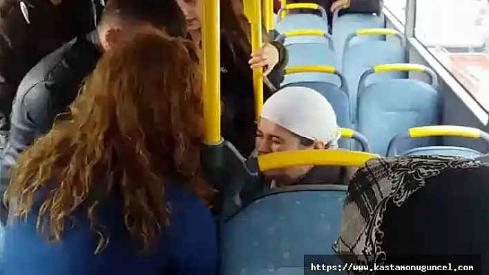 Halk otobüsünde fenalaşan kadın, hastaneye yetiştirildi