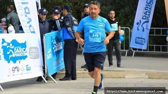 Şükür, Darıca Yarı Maratonuna katıldı