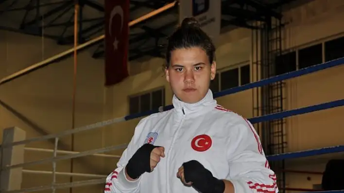 Muhammed Ali hayranı boksörün şampiyonluk hedefi