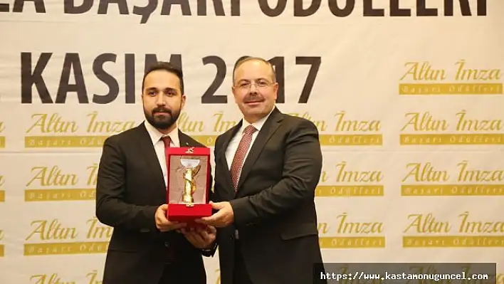 'Yılın Genç İş Adamı' Ömer Karakaş seçildi!