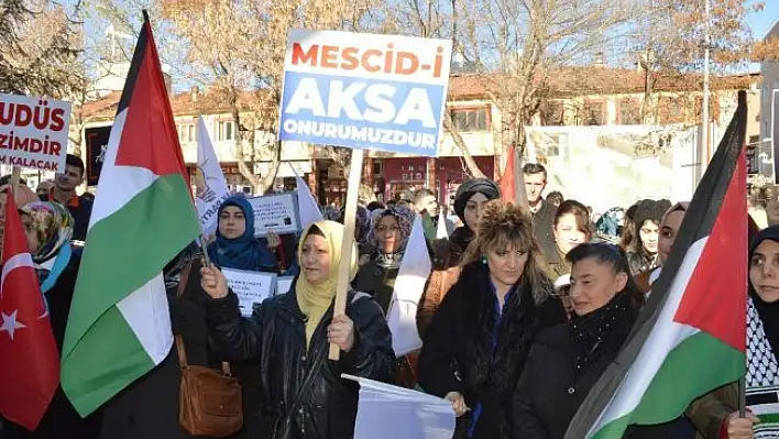 AK Parti ve İHH'dan ABD'ye Kudüs protestosu