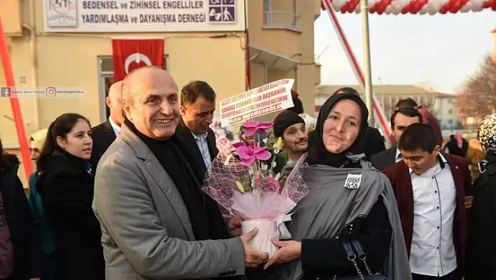 Taşköprü Bedensel ve Zihinsel Engelliler Yardımlaşma Derneği hizmete açıldı