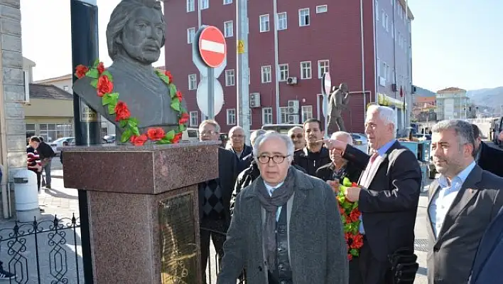 Yazar Oğuz Atay doğum yeri İnebolu'da anıldı