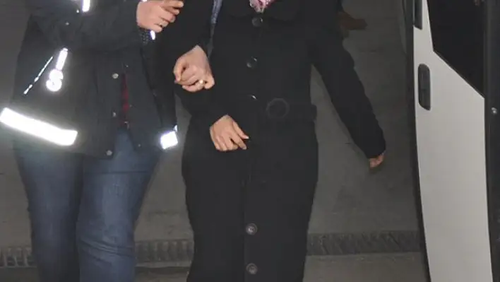 FETÖ'den aranan karı koca saklandıkları gaybubet evinde yakalandı