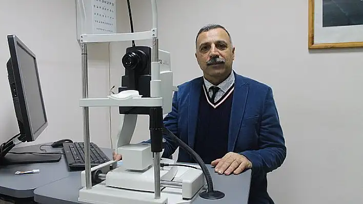 Düz çizgileri bozuk görmek 'sarı nokta' habercisi olabilir