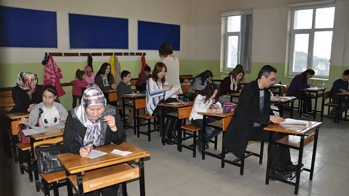 İnebolu'da kitap okuma yarışması
