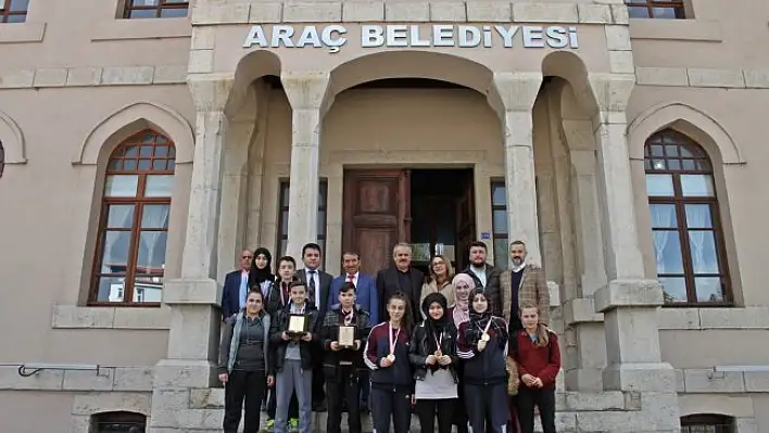 Çeliker Spor Kulübü, Araç Belediyesini ziyaret etti